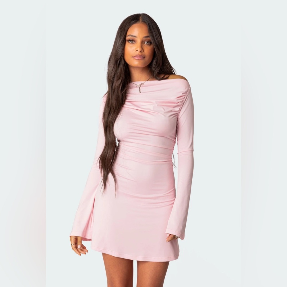 Beautiful pink boat sleeve mini dress.